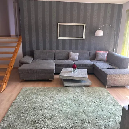 Star 6 Apartament *